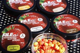 images/productimages/small/90-2099-strawberry-wafters-series-8mm-2.jpg
